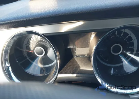 2013 Ford Mustang V6 Premium from USA, damaged, VIN 1ZVBP8EM8D5233595